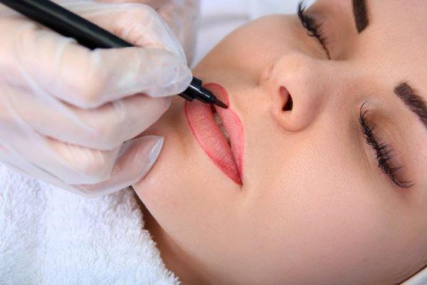 Full Lip Tattooing.. Bringing back Your Perfect Pout in your 40's+